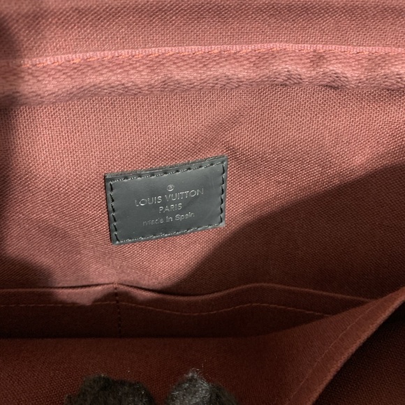 Louis Vuitton monogram business bag - Picture 6 of 15